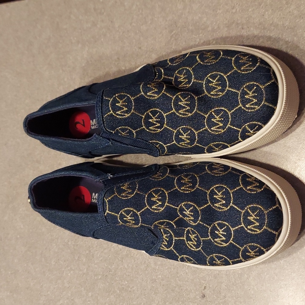 Girl's Michael Kors sneakers